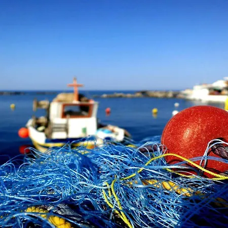 빌라 Luxury Paros 1 Bedroom Vrachian Earth Private Jacuzzi Protorgia