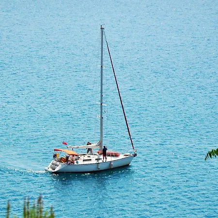 빌라 Luxury Paros 1 Bedroom Vrachian Earth Private Jacuzzi Protorgia